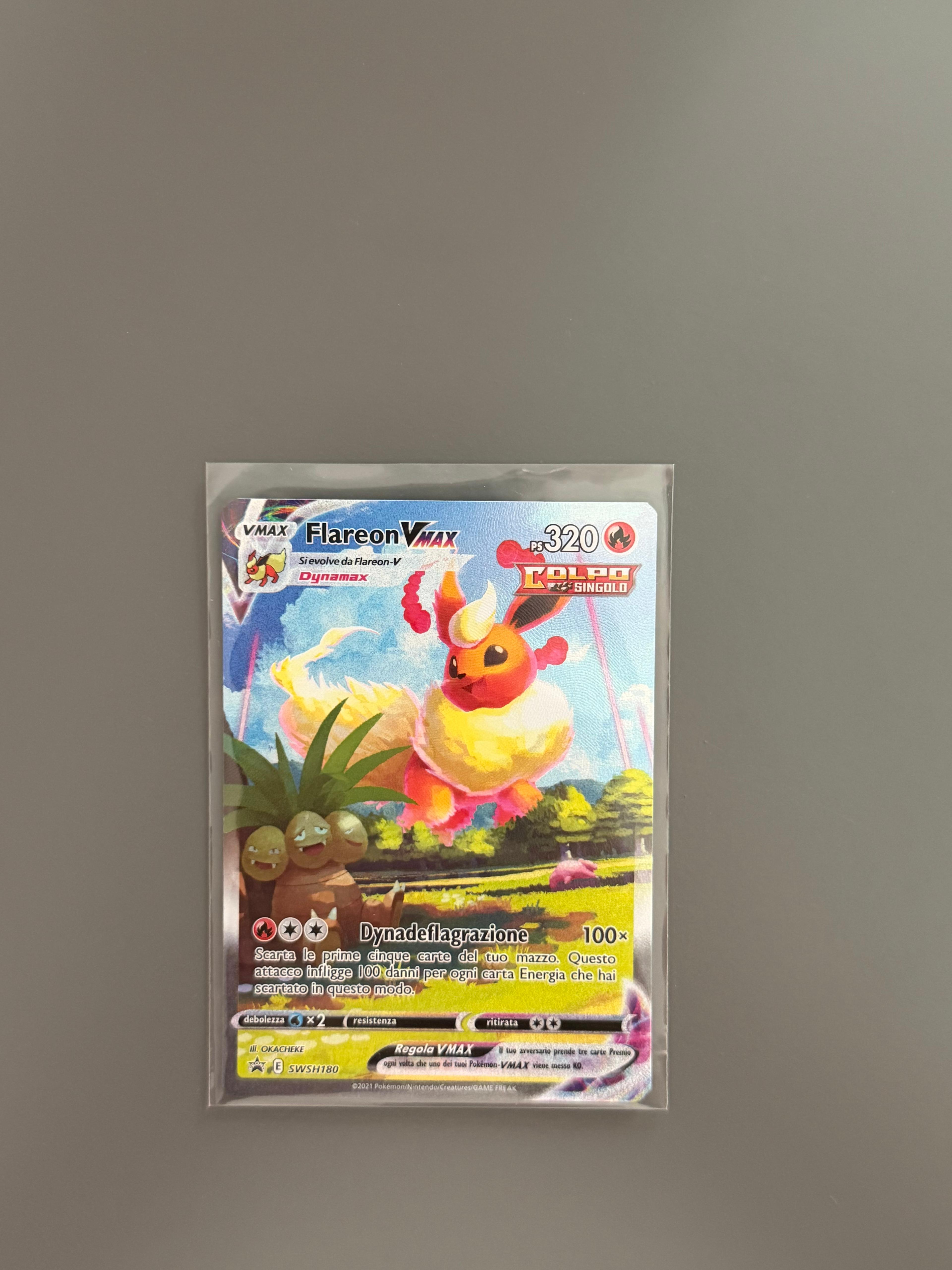 Carte Pokémon - Flareon VMAX SWSH180 Alternative art PROMO ITA